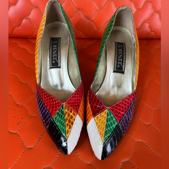 J Renee vintage pumps - Picture 2 of 6